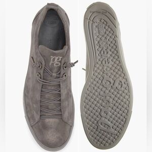Suede Sneaker